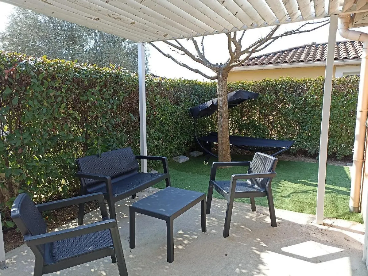 Holiday home Le Gite De Marilou Classe 3 Etoiles Vallon Pont D'Arc, Residence Privee Piscine